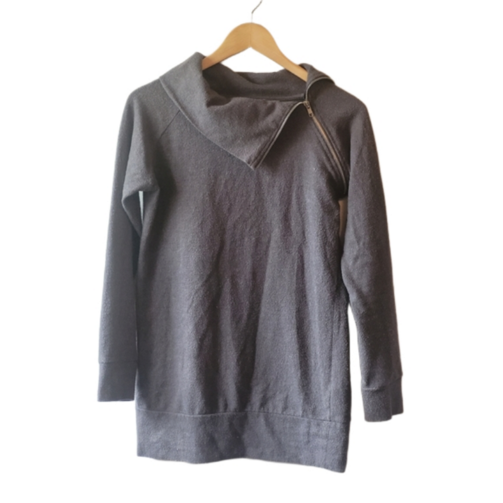Love Tree shoulder sip long sleeve